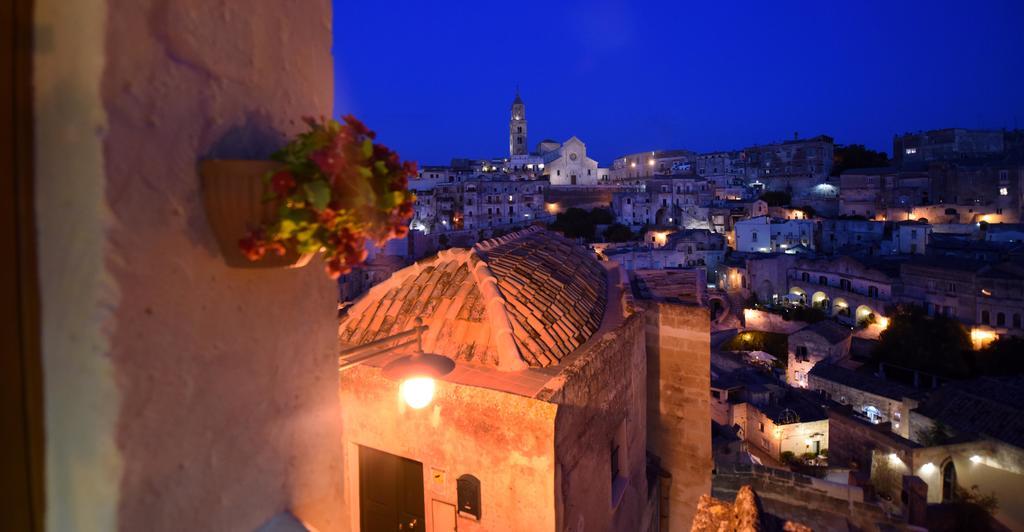 Antica Dimora Storica La Finestra Sul Campanile Villa Matera Luaran gambar